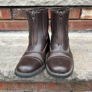 children’s unisex boots for horseback riding. Jodphur boots.